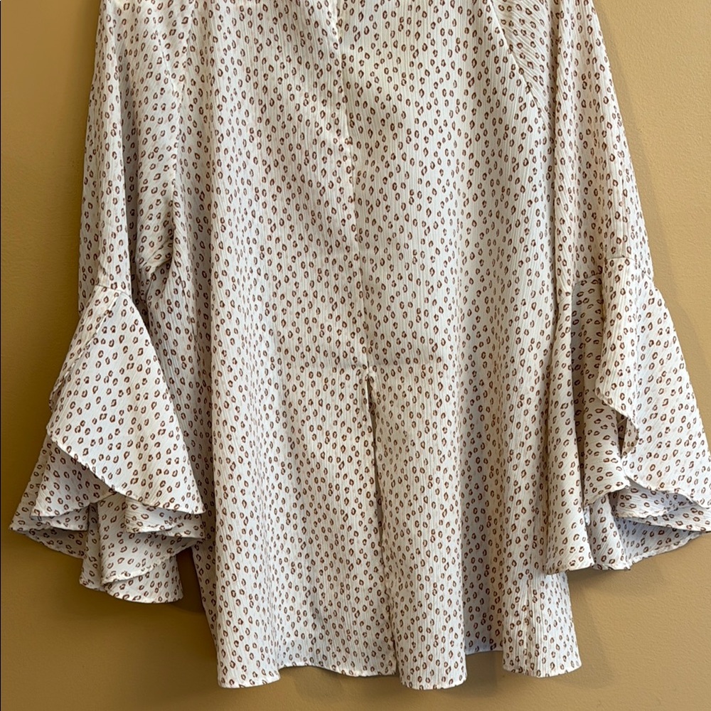 Women's Cream Patterned Top - Picture 4 of 4